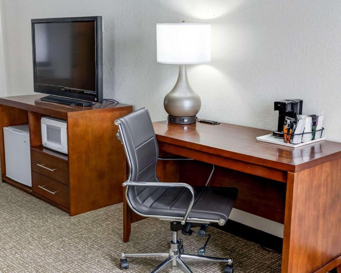 Comfort Inn Kearney - Liberty Exteriör bild